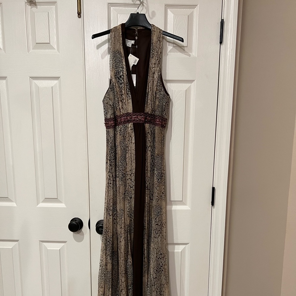 Kay Unger Beige and Brown Snake-Print Sleeveless Gown with Plum Waist
